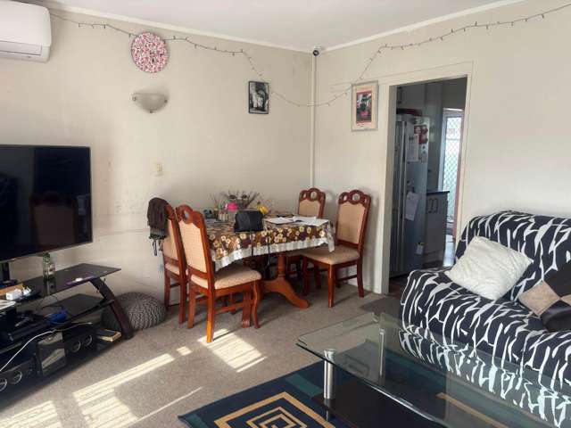 1/10 Phoenix Place Papatoetoe_2