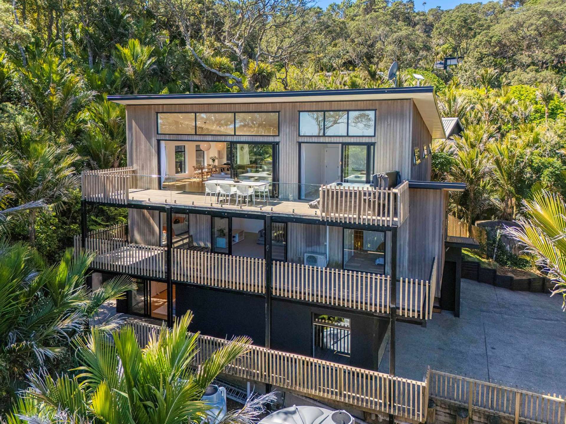 167 Motutara Road Muriwai_0