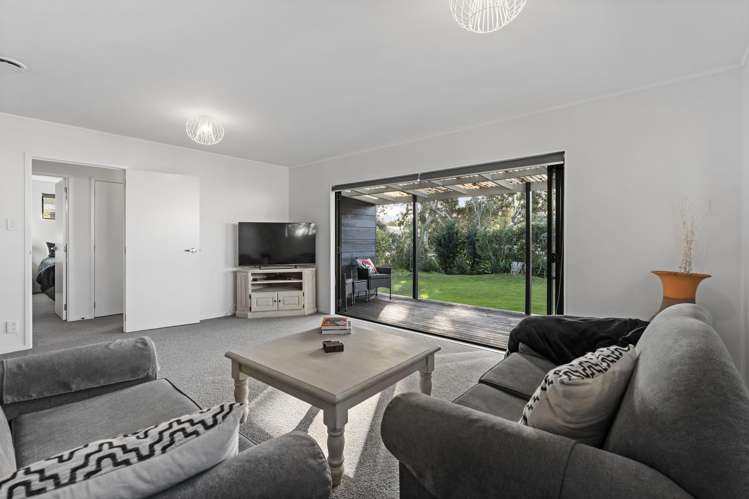 121 Brightside Road Stanmore Bay_1