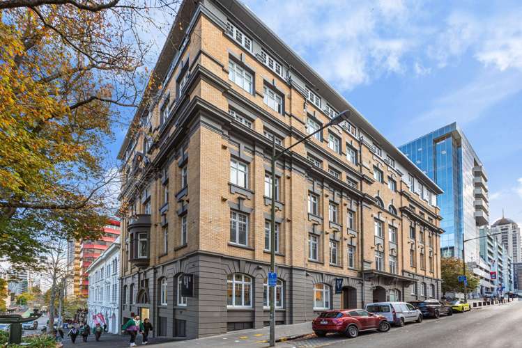 5D/28-36 Wellesley Street East_0