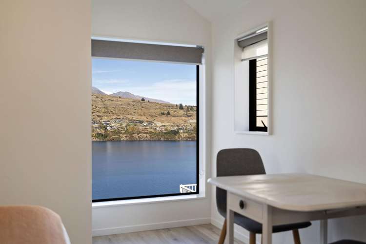 22 Golden Terrace Queenstown_27