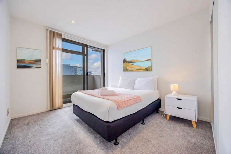 11C/32 Eden Crescent City Centre_2