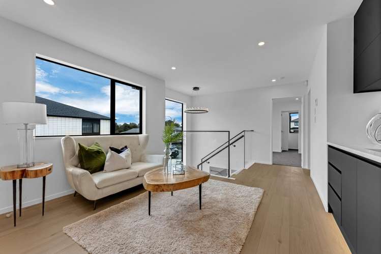 2A Matatahi Road Flat Bush_18