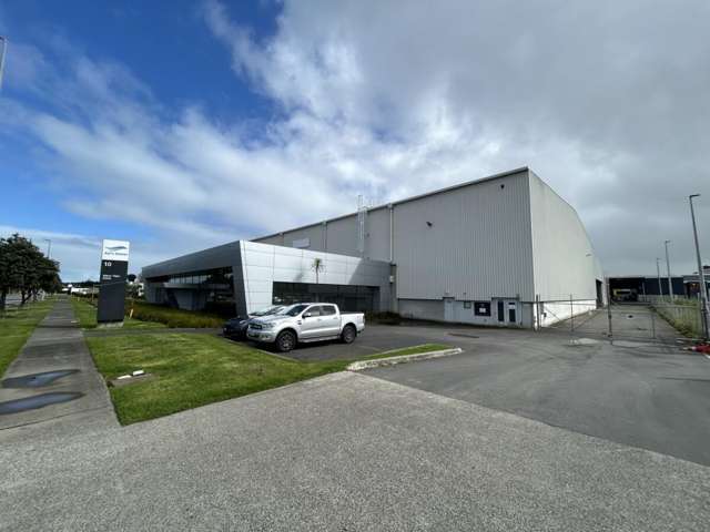 3,297m&sup2; Industrial with Breezeway