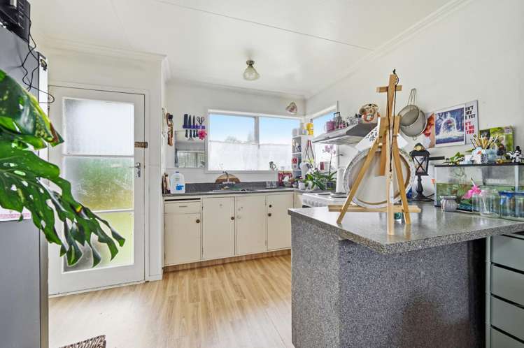 30A & B Deborah Place Mangakakahi_13