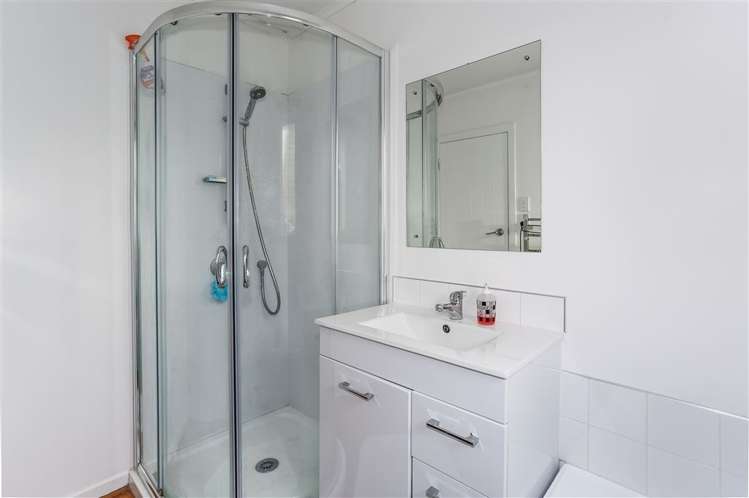 29 Kayes Road Pukekohe_15