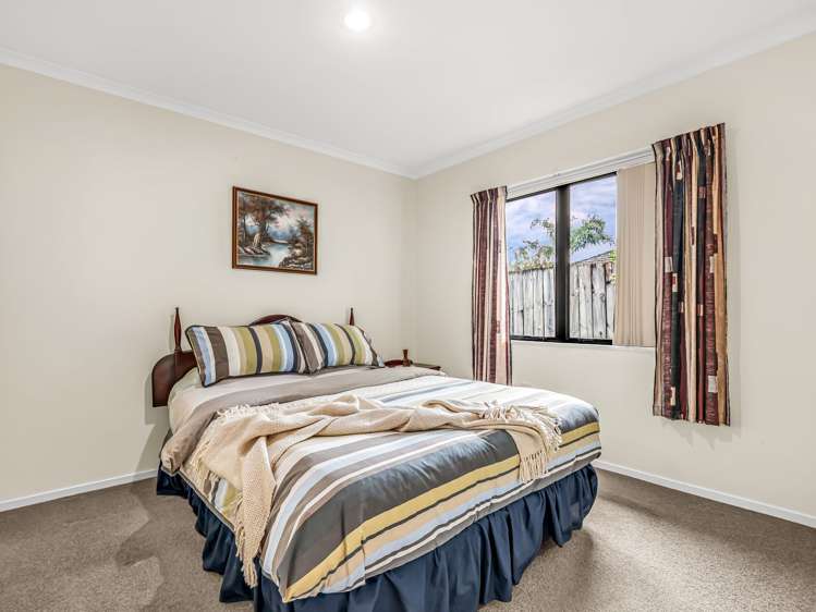 6 Mornington Dell Papamoa Beach_12