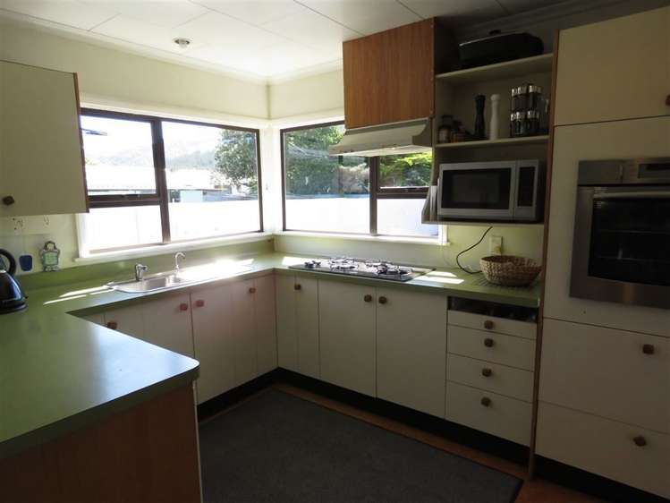 32 Donnelley Drive Wainuiomata_5