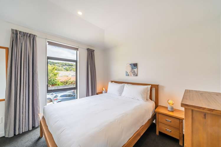 6/74 Derwent Street Island Bay_16