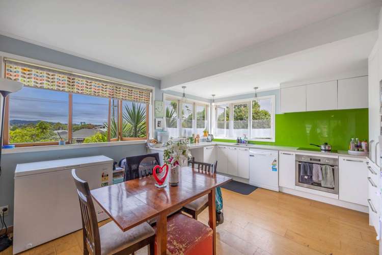 74 Mcleod Road Te Atatu South_9