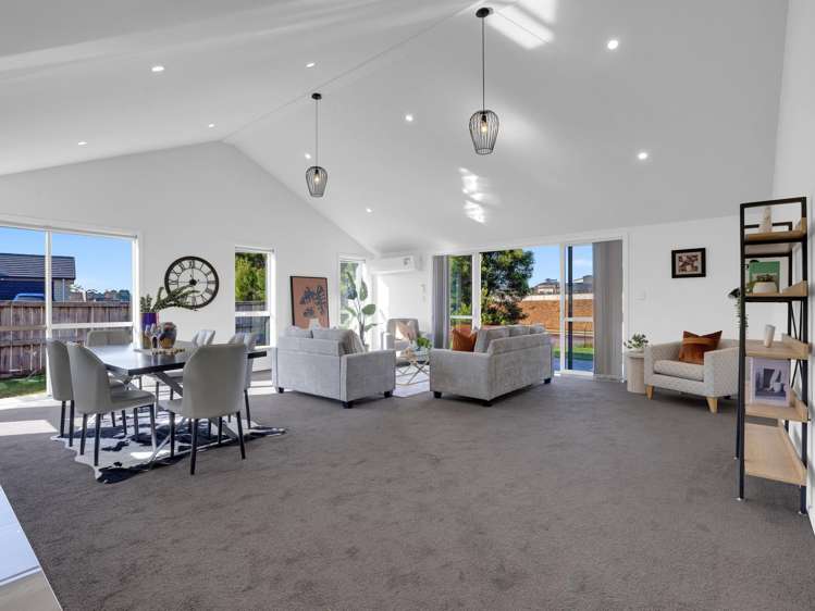 26 Blackwood Crescent Glenview_10