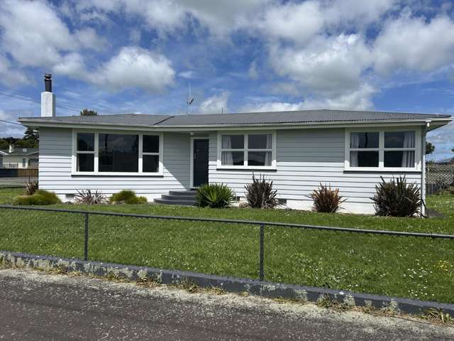 PAHIATUA - 3 BEDROOMS
