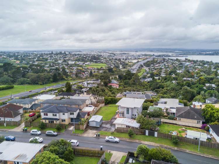 15a Hendry Avenue Hillsborough_20