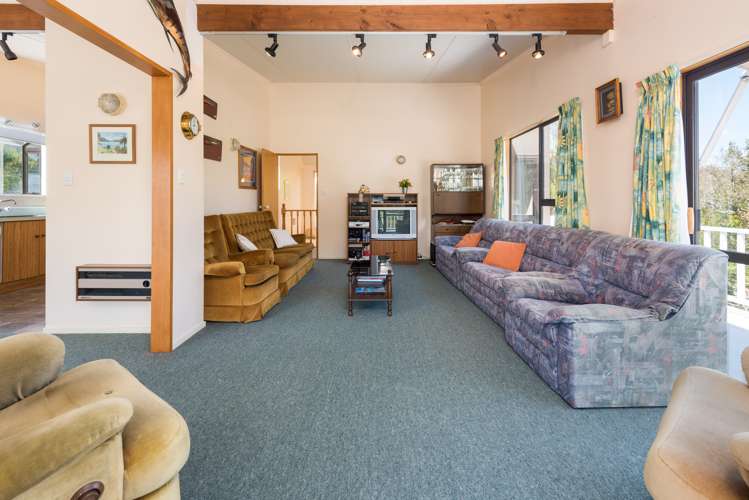 239b Waikawa Road Waikawa_5