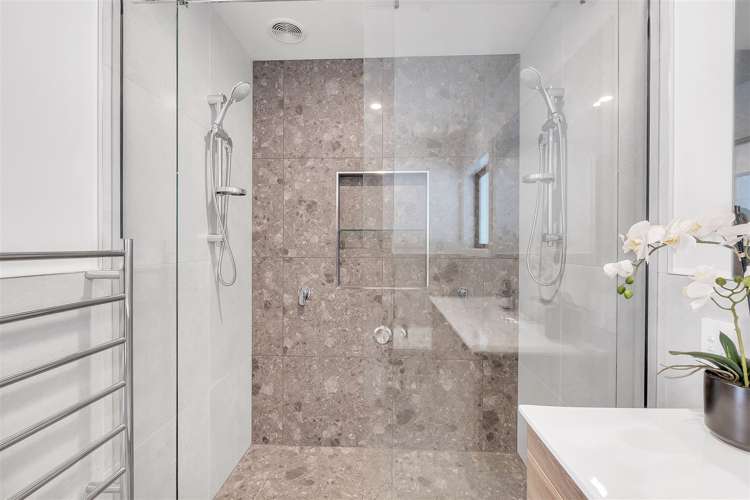 300 Two Chain Road Burnham_14