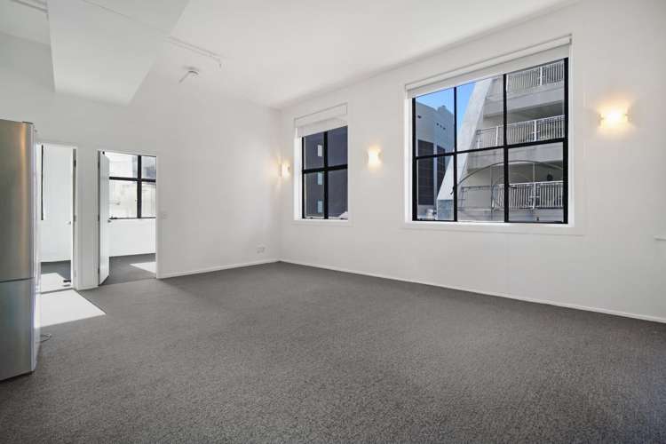 11 Durham Street East 10015_2