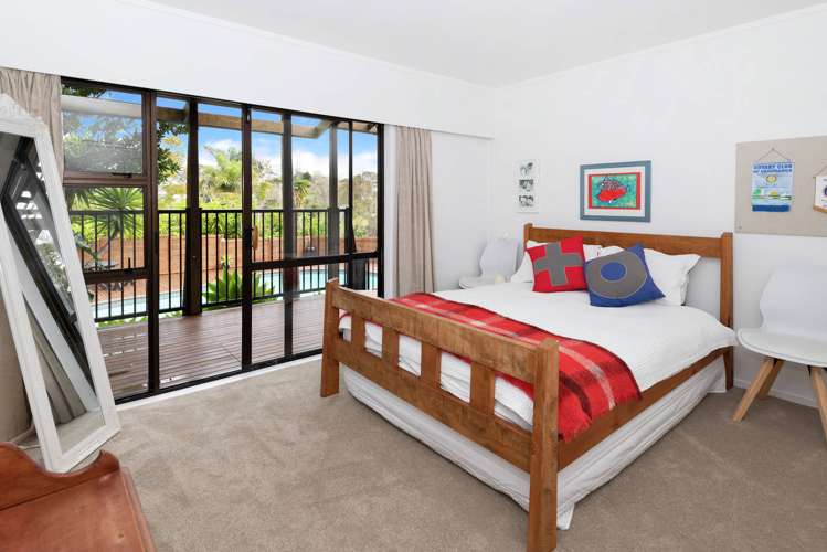 35 Cheriton Road Mellons Bay_14