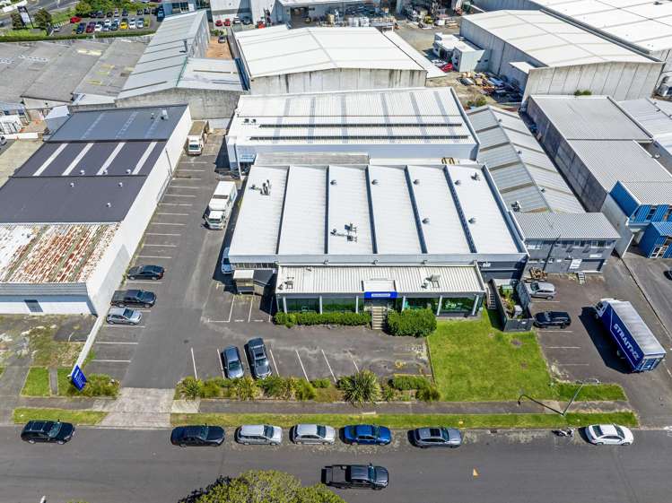 14-18 Honan Place Avondale_16