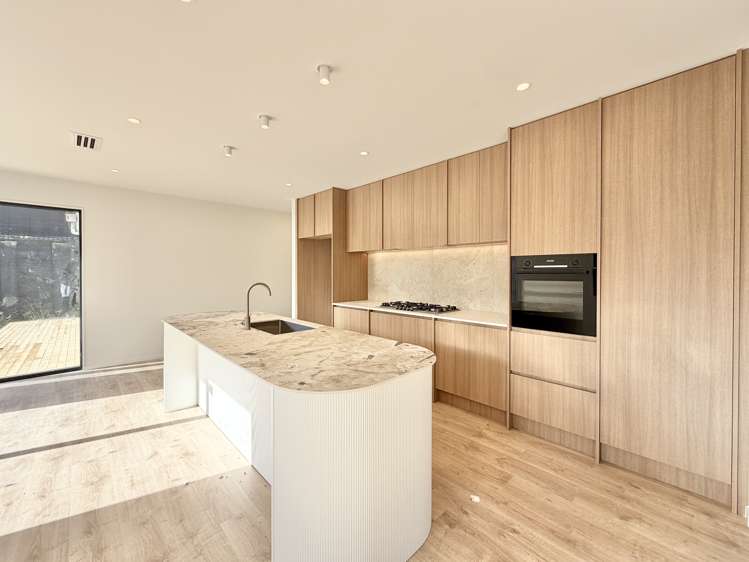 29 Tukutata Crescent Milldale_7