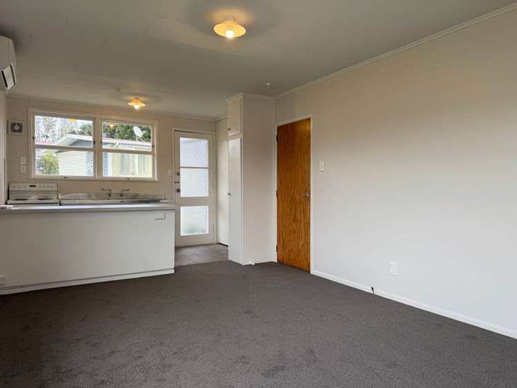 13/24 Bardia Street Belmont_7