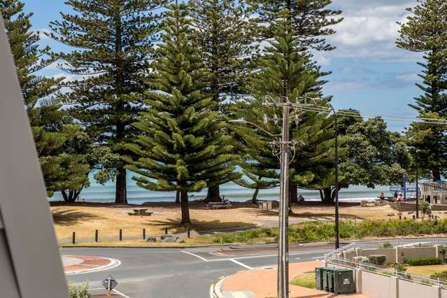 25/3 Riverside Road Orewa_2