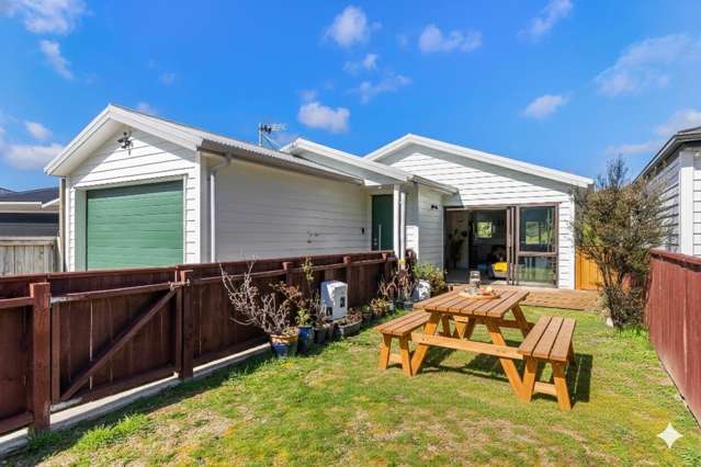 77 Erlestoke Crescent Churton Park_2