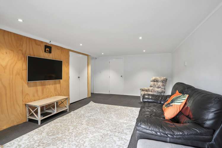 16 Fawcett Road Laingholm_16