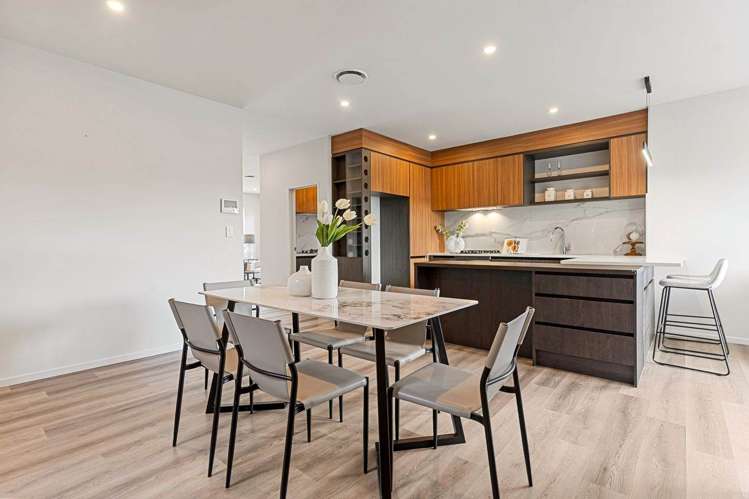 3 Hing Street Flat Bush_2