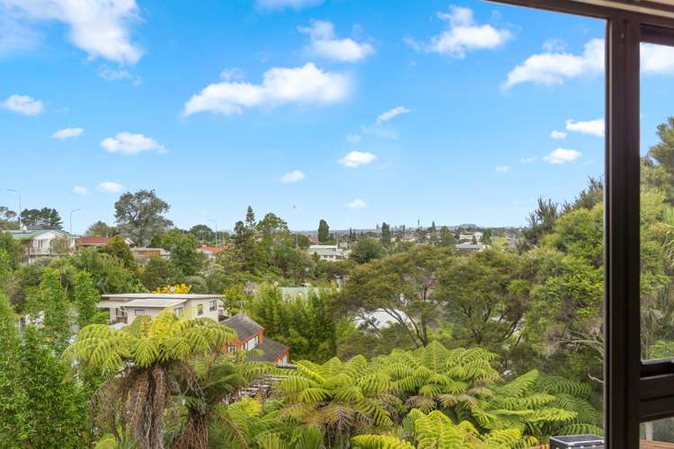 1/33 Sapphire Place Bayview_13