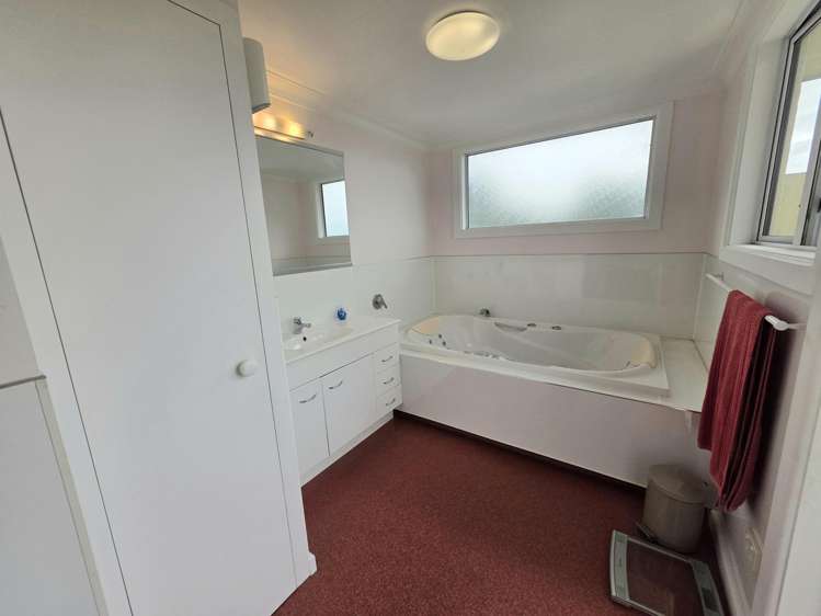 2 Avon Street South Hill_5