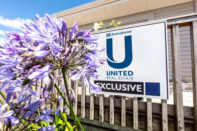 5b Somerset Grove Parkvale_13