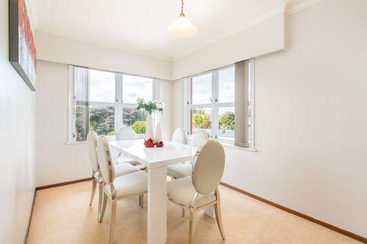 37 Tahi Terrace Glen Eden_16