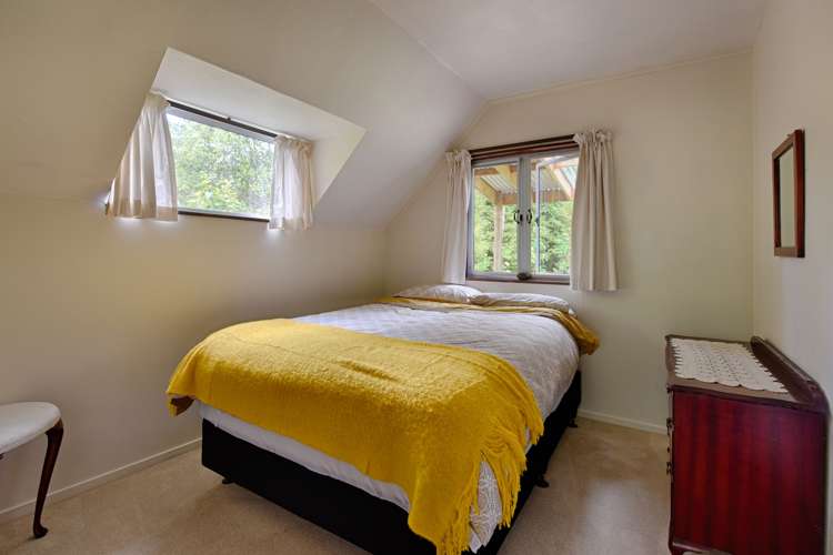 11 Murrell Avenue Manapouri_6