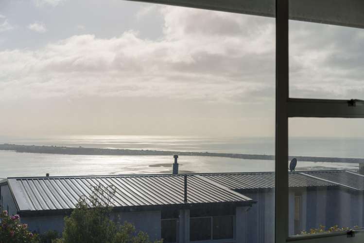 1/173 Soleares Avenue Mount Pleasant_15