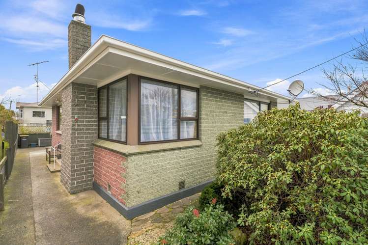 4 Eastbourne Street Caversham_18