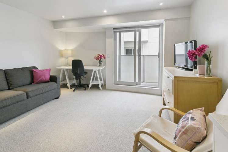 1421/74 Taranaki Street Te Aro_4