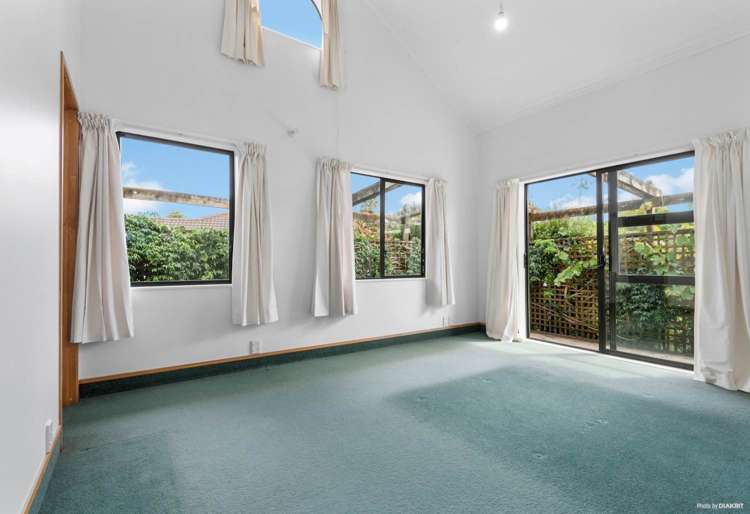 8 Kasia Close Massey_4