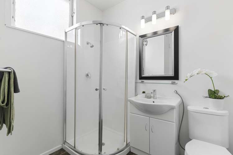 2/68 Ireland Road Mount Wellington_6