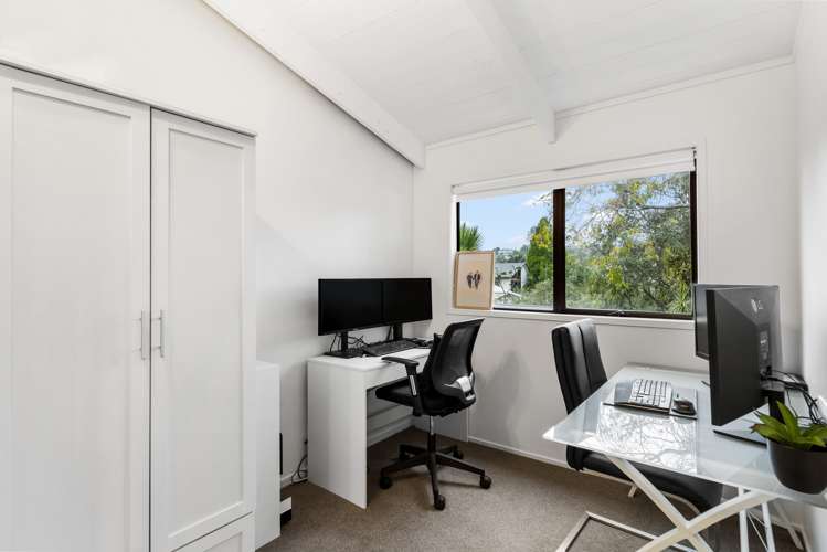 2/58 Aeroview Drive Beach Haven_7