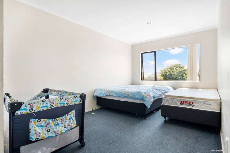 63 Naylors Drive Mangere_3