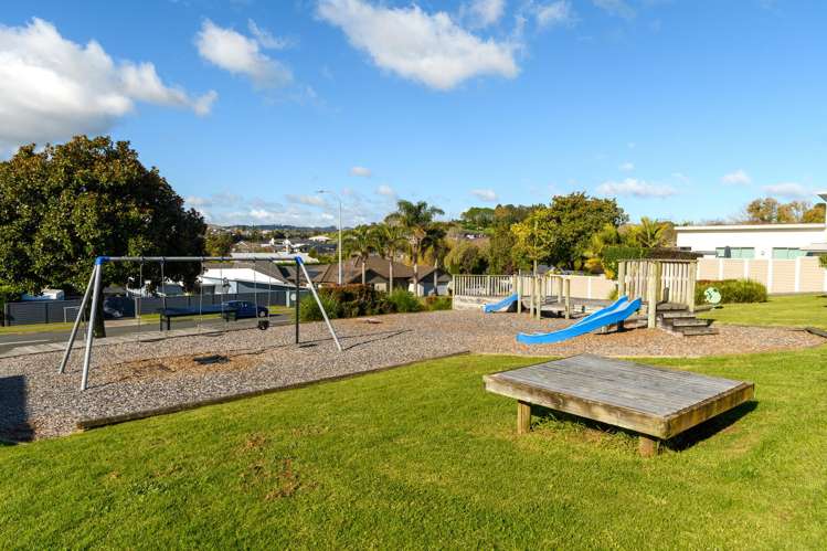42 Hollister Lane Ohauiti_11