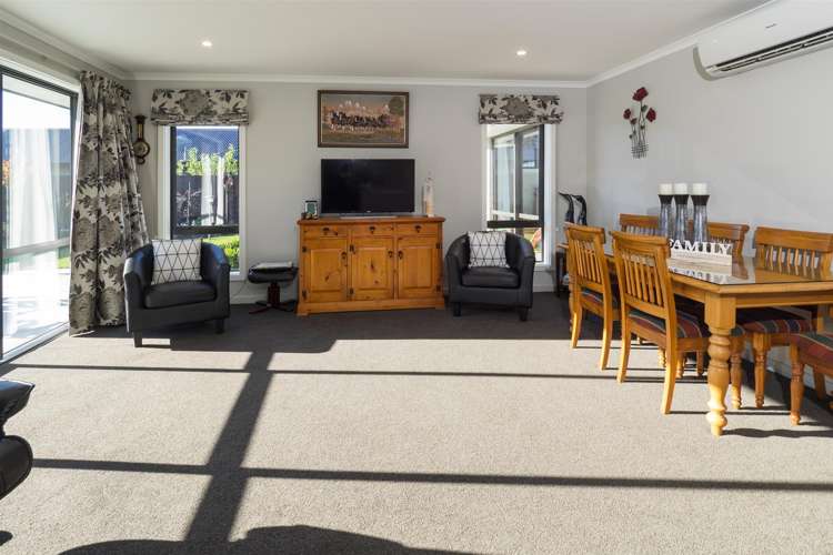 43 Braebrook Drive Netherby_11