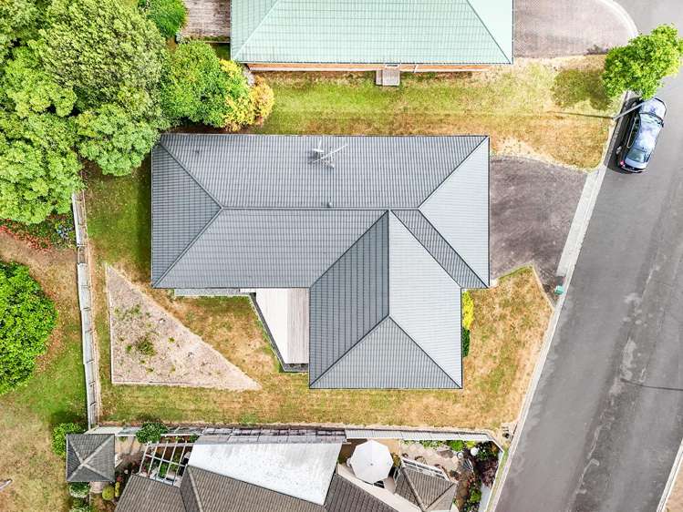 18 John Webb Drive Glenview_24