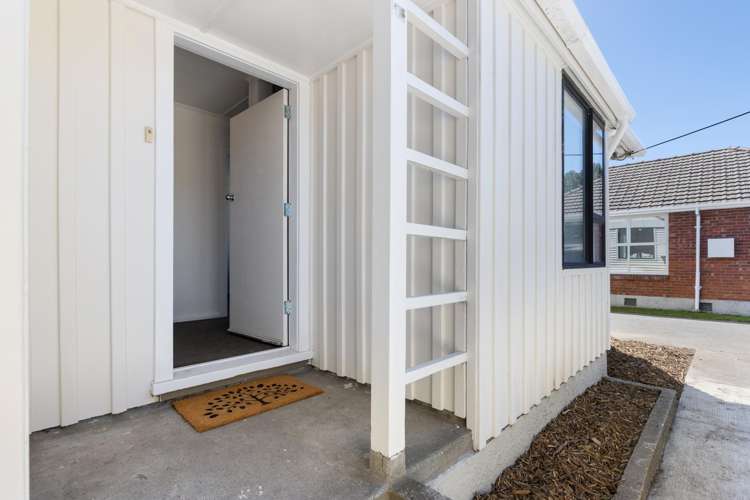 14 De Havilland Street Hornby_21