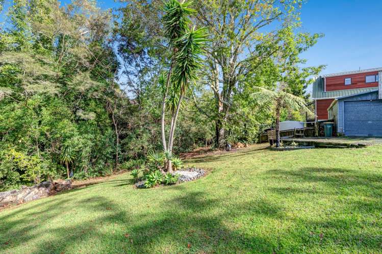 89 Brian Crescent Stanmore Bay_21