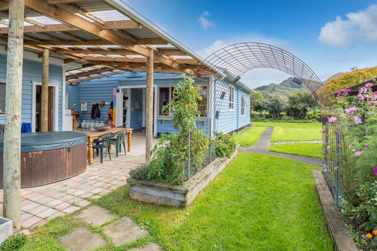 443 Marokopa Road Te Anga_33