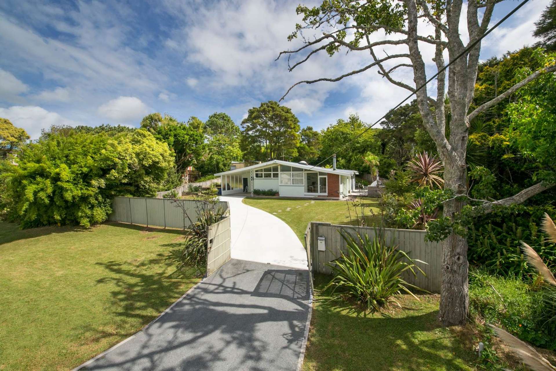 246 Glengarry Road Glen Eden_0