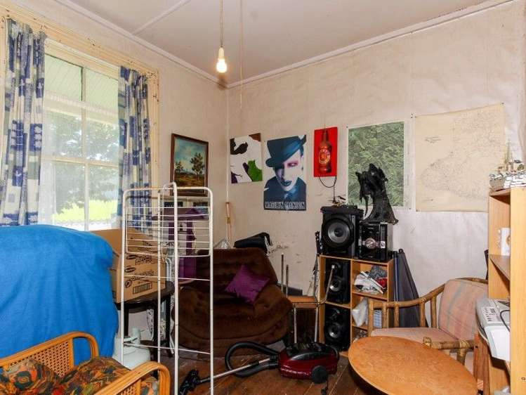 63 Queen Street Waitara_14