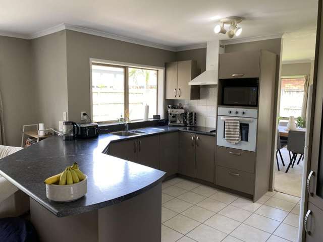 7 Whitford Place 2612_3