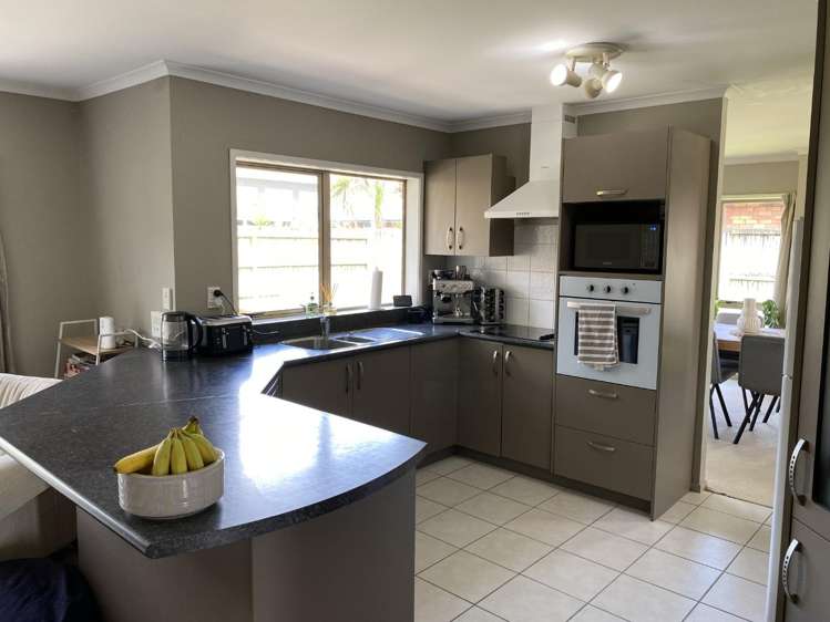 7 Whitford Place 2612_3